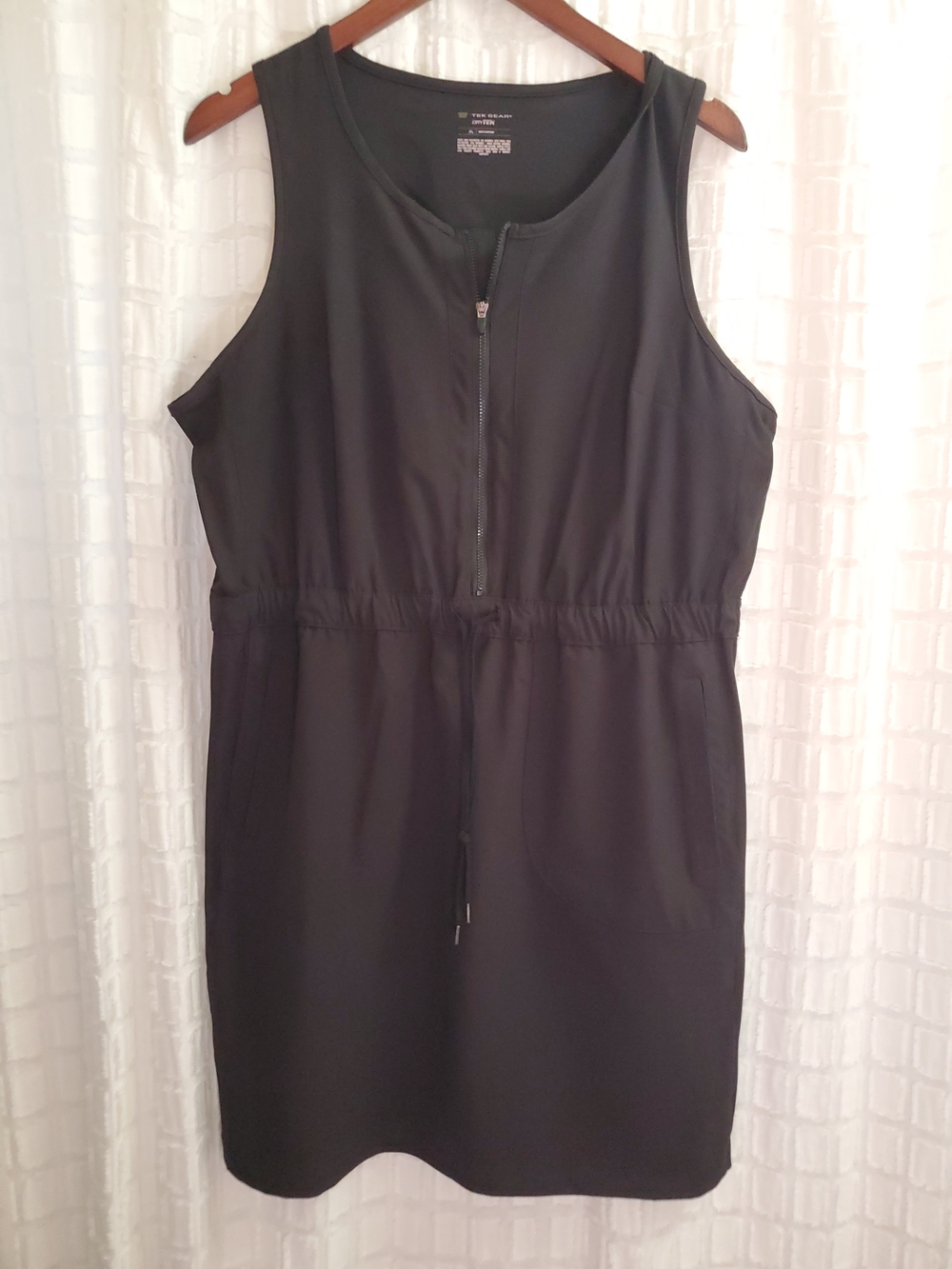 tek gear Black Sleeveless Zip-Front Drawstring ACTIVE Dress